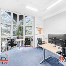 Foto inzerátu Prodej činžovního domu 447 m², Průhonice