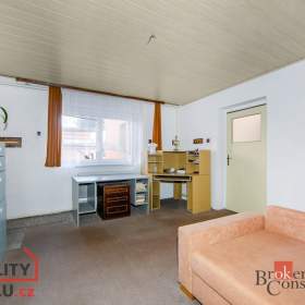 Foto inzerátu Prodej rodinného domu 232 m², Strašice