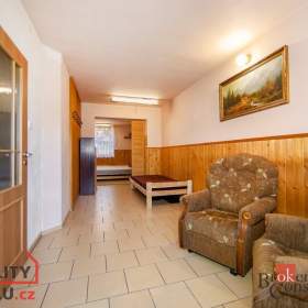 Foto inzerátu Prodej rodinného domu 232 m², Strašice