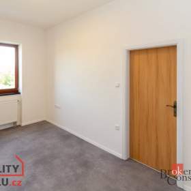 Foto inzerátu Pronájem bytu 1+1 37 m², Světnov