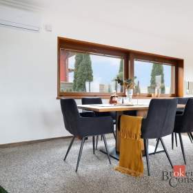Foto inzerátu Prodej rodinného domu 288 m², Kly
