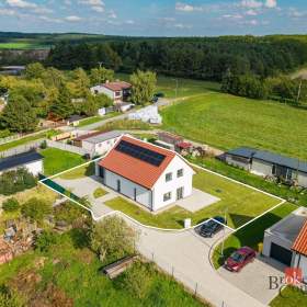 Foto inzerátu Prodej rodinného domu 164 m², Lovčice