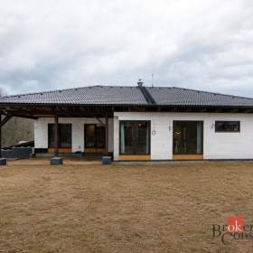 Prodej rodinného domu 196 m², Loket / 19722150