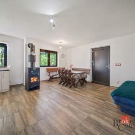 Foto inzerátu Prodej chaty 64 m², Hradec Králové
