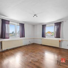 Foto inzerátu Prodej rodinného domu 195 m², Pardubice