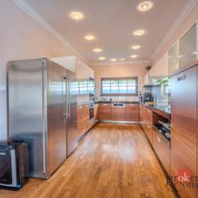 Foto inzerátu Prodej rodinného domu 307 m², Praha