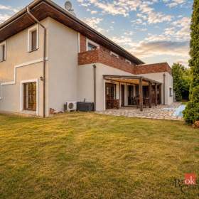 Foto inzerátu Prodej rodinného domu 307 m², Praha