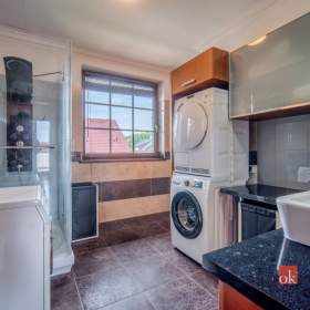 Foto inzerátu Prodej rodinného domu 307 m², Praha