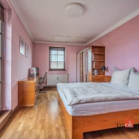 Foto inzerátu Prodej rodinného domu 307 m², Praha