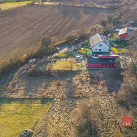 Foto inzerátu Prodej stavebního pozemku 1 328 m², Zvoleněves