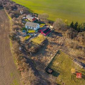 Foto inzerátu Prodej stavebního pozemku 1 328 m², Zvoleněves
