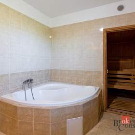 Foto inzerátu Prodej rodinného domu 260 m², Benešov