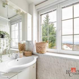 Foto inzerátu Prodej rodinného domu 230 m², Srubec