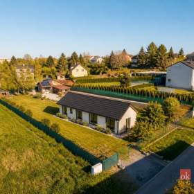 Foto inzerátu Prodej stavebního pozemku 1 271 m², Ohrazenice