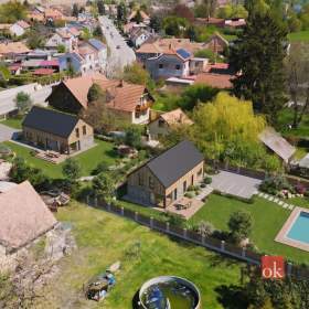 Prodej stavebního pozemku 2 219 m², Holice / 19826721