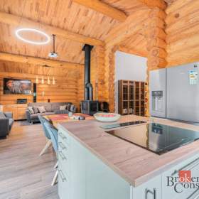 Prodej rodinného domu 154 m², Kamenice / 19827126