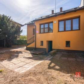 Prodej rodinného domu 300 m², Hradec Králové / 19832244