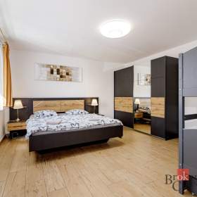 Prodej chalupy 250 m², Karolinka / 19837842