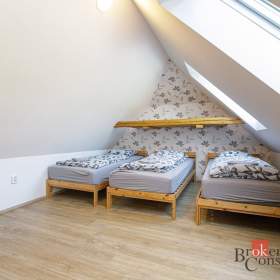 Foto inzerátu Prodej chalupy 250 m², Karolinka
