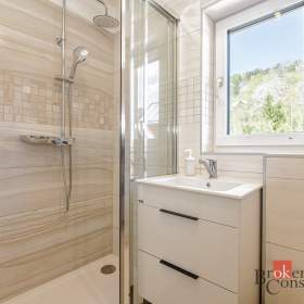 Foto inzerátu Prodej chalupy 250 m², Karolinka