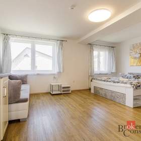 Foto inzerátu Prodej chalupy 250 m², Karolinka