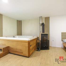 Foto inzerátu Prodej chalupy 250 m², Karolinka