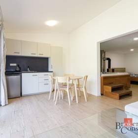 Foto inzerátu Prodej chalupy 250 m², Karolinka