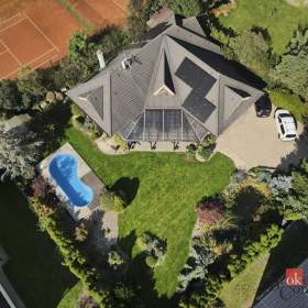Foto inzerátu Prodej rodinného domu 280 m², Hýskov