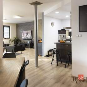 Foto inzerátu Prodej rodinného domu 280 m², Hýskov