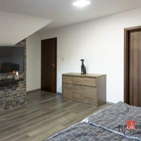 Foto inzerátu Prodej rodinného domu 280 m², Hýskov