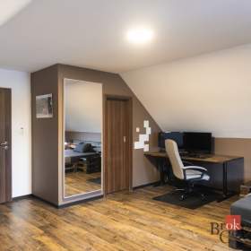 Foto inzerátu Prodej rodinného domu 280 m², Hýskov