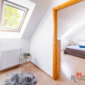 Foto inzerátu Prodej rodinného domu 207 m², Babice
