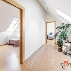 Foto inzerátu Prodej rodinného domu 207 m², Babice
