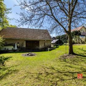 Foto inzerátu Prodej rodinného domu 207 m², Babice