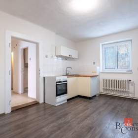Foto inzerátu Prodej rodinného domu 144 m², Popovice