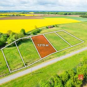 Prodej stavebního pozemku 1 219 m², Boharyně / 19846971