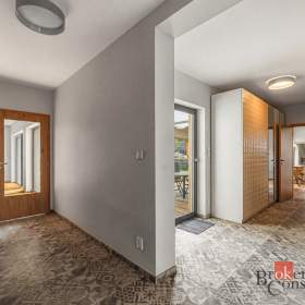Foto inzerátu Prodej rodinného domu 240 m², Plzeň