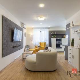 Foto inzerátu Prodej bytu 2+kk 51 m², Břeclav