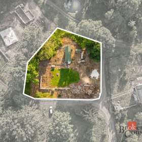 Prodej stavebního pozemku 1 381 m², Horní Slavkov / 19870344