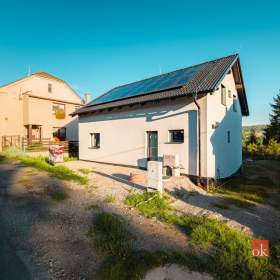 Foto inzerátu Prodej rodinného domu 146 m², Starý Plzenec
