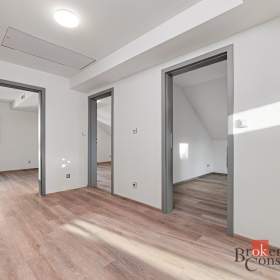 Foto inzerátu Prodej rodinného domu 146 m², Starý Plzenec