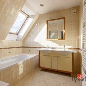 Foto inzerátu Prodej rodinného domu 402 m², Hodonice
