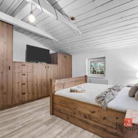 Foto inzerátu Prodej nemovitosti pro ubytování 650 m², Strážné