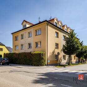 Foto inzerátu Prodej bytu 2+1 68 m², Třeboň