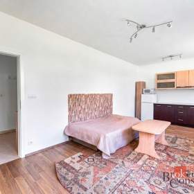 Foto inzerátu Prodej bytu 1+kk 35 m², Praha