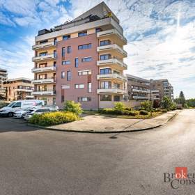 Foto inzerátu Prodej bytu 1+kk 35 m², Praha