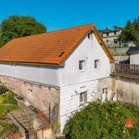 Foto inzerátu Prodej rodinného domu 140 m², Pchery