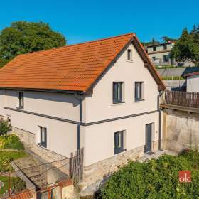Foto inzerátu Prodej rodinného domu 140 m², Pchery