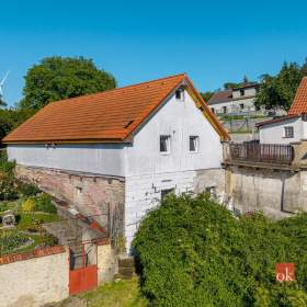 Foto inzerátu Prodej rodinného domu 140 m², Pchery
