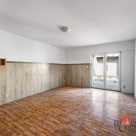 Foto inzerátu Prodej rodinného domu 140 m², Pchery